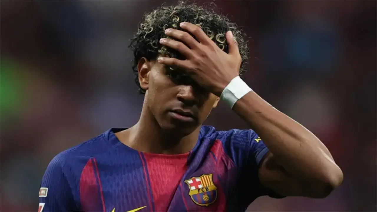 سبورت تكشف تفاصيل إصابة لامين يامال وحقيقة غيابه عن مباراة إسبانيول